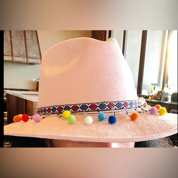 Pink Felt Hat with Pom Pom band. So fun. So unique. Removable band. Fedora - Picture 3 of 4